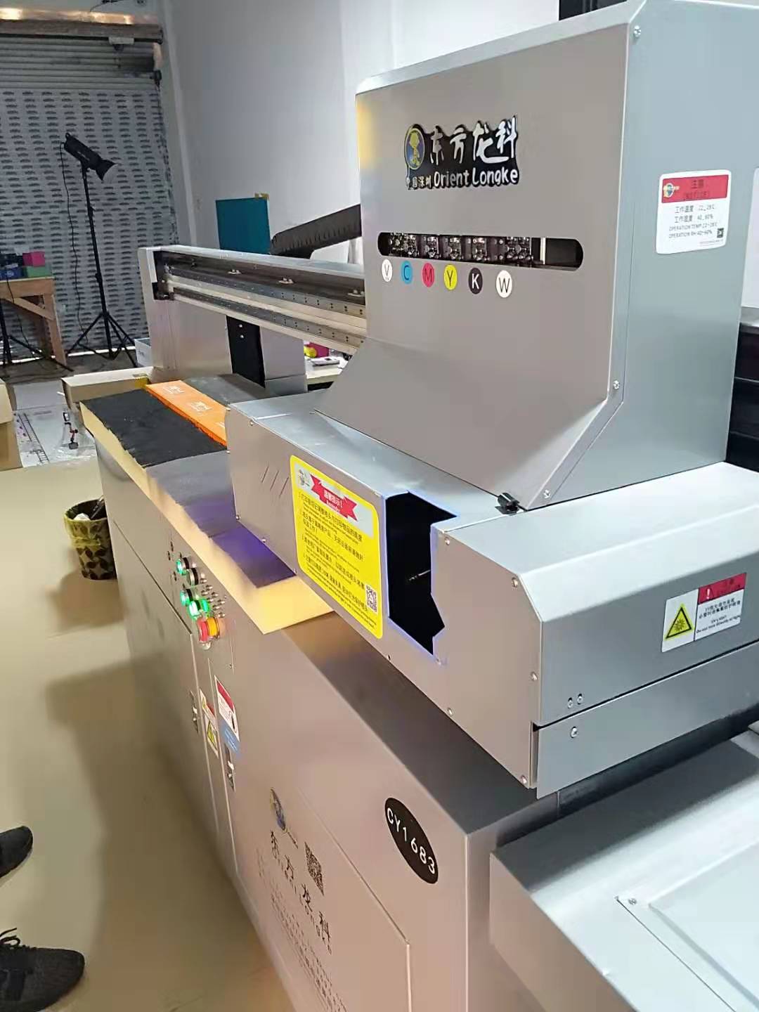 打印瓷磚背景墻用什么打印機(jī)？