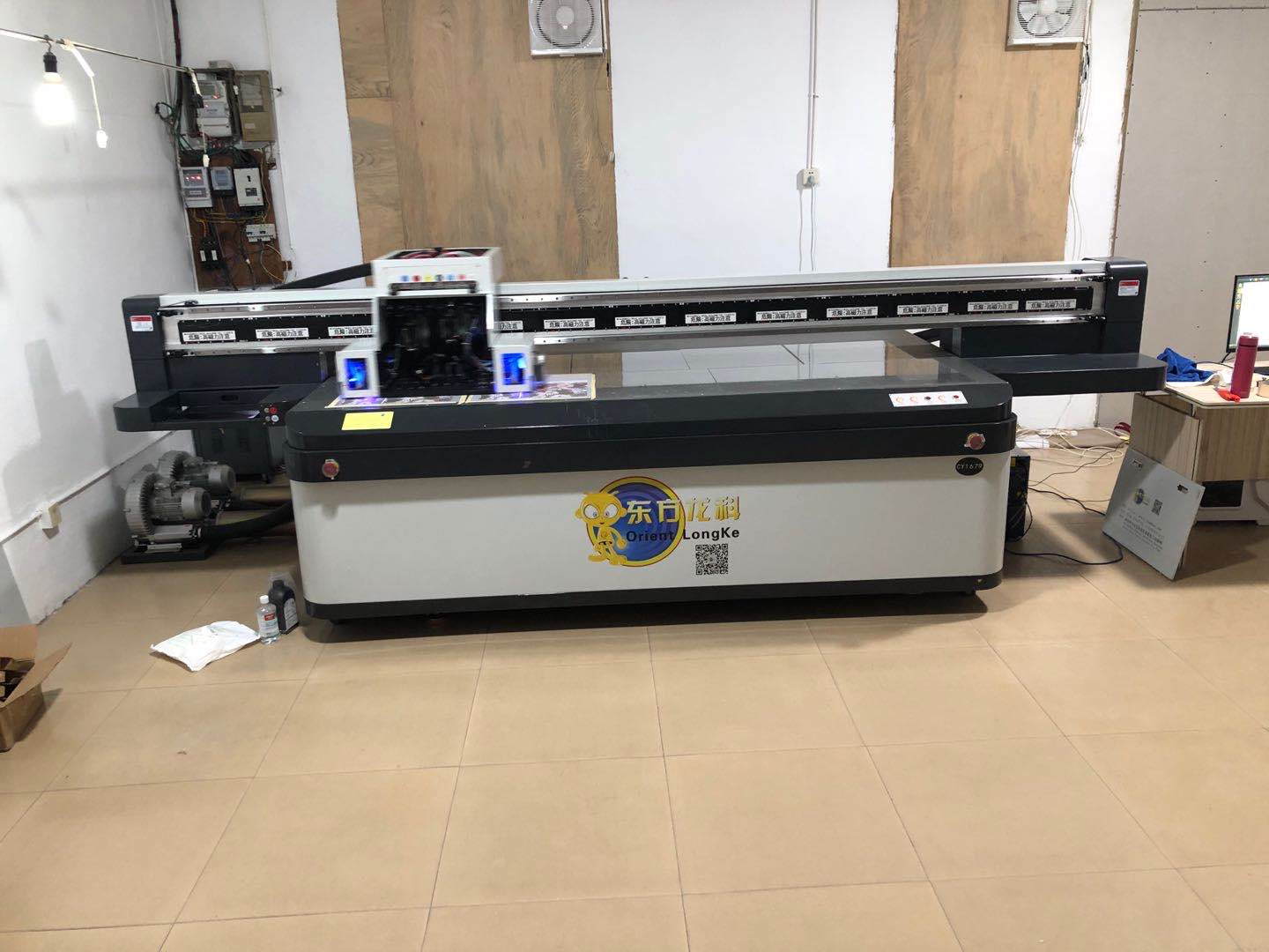 國(guó)產(chǎn)UV打印機(jī)需要多少預(yù)算？